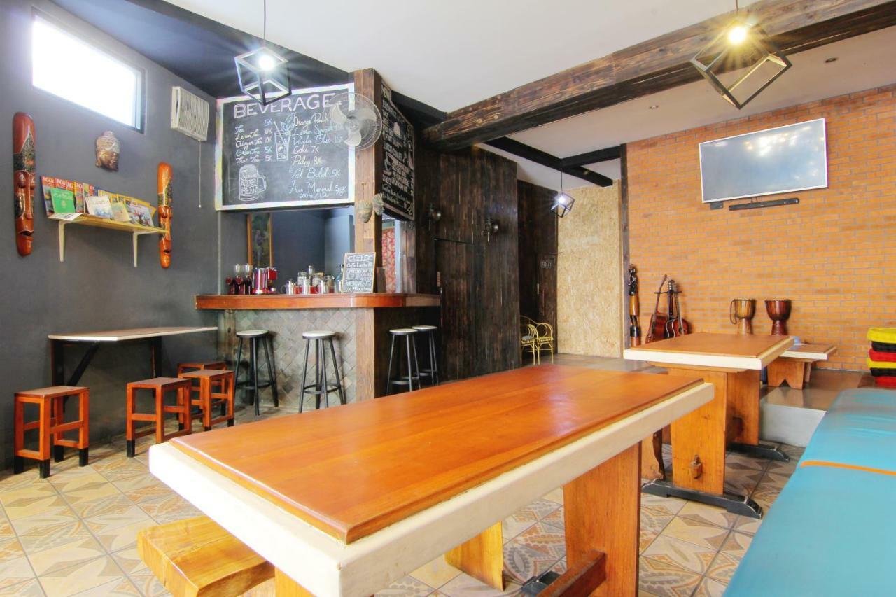 Neo Moritz Homestay Бандунг Экстерьер фото